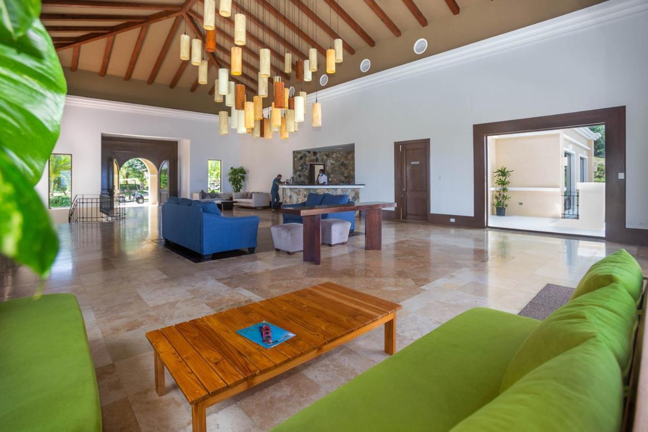 Pristine Bay Villa 1304 With Large Pool - 3 Bedroom Condo French Harbour Eksteriør bilde