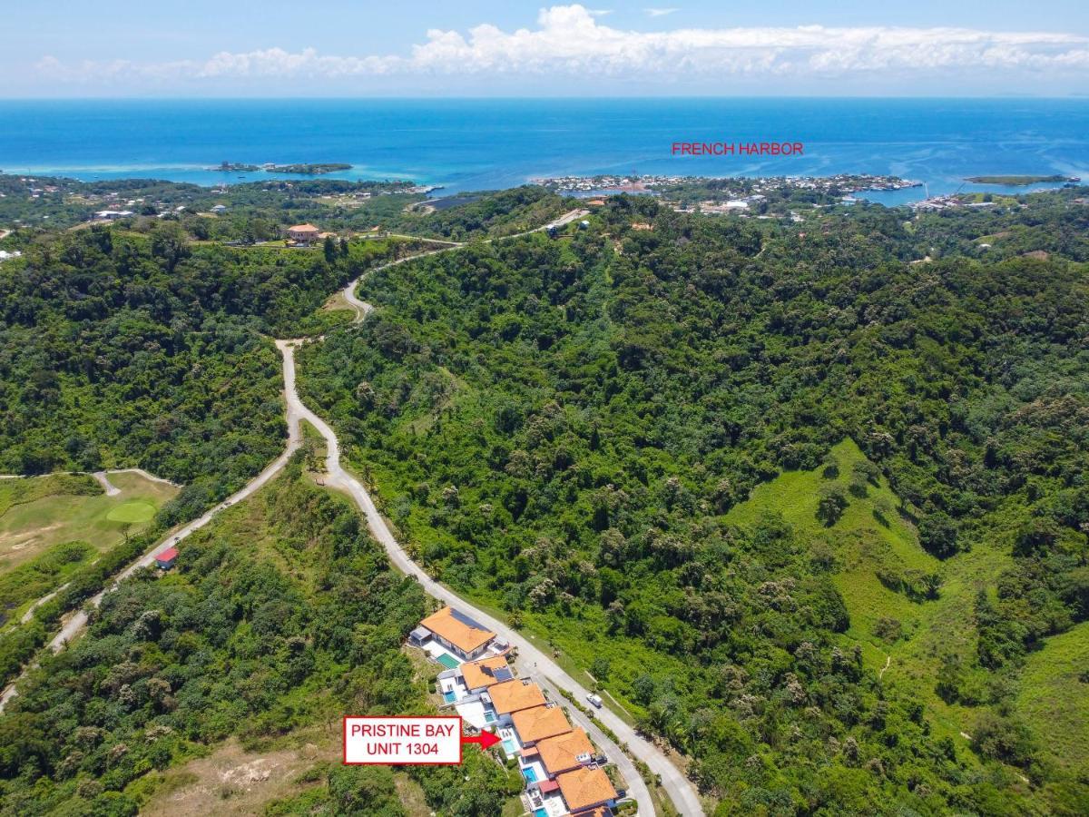 Pristine Bay Villa 1304 With Large Pool - 3 Bedroom Condo French Harbour Eksteriør bilde